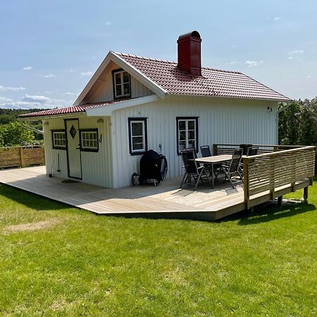 Villa Rassbyn Hassleliden 324 Ljungskile Exterior foto